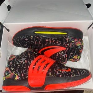 Kd 14 basketball shoe